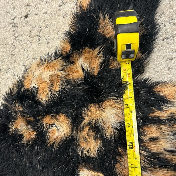 Nasty Gal S EUC furry fuzzy ultra crop Black and Tan Women's Sweater - Picture 7 of 12